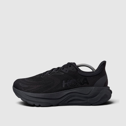 Hoka Arahi 8 Wide, buty sportowe męskie w bardzo dobrym stanie rozmiar 44, boczny profil, lewa strona