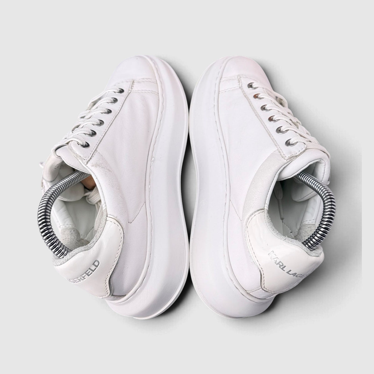 Karl Lagerfeld Sneakers, buty sportowe damskie w bardzo dobrym stanie rozmiar 37, widok z góry
