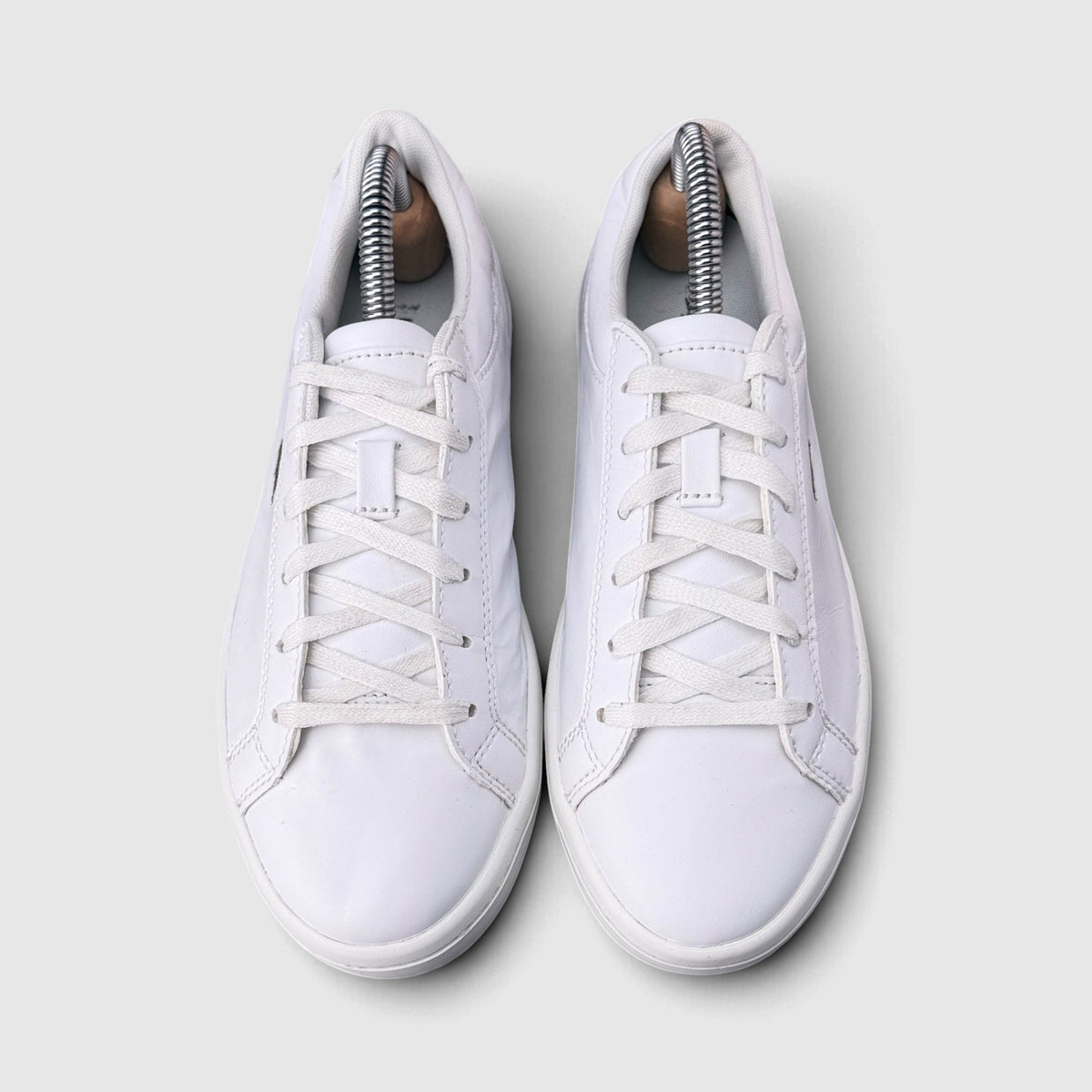 Lacoste Straight Set, buty sportowe damskie w bardzo dobrym stanie rozmiar 37, widok z góry
