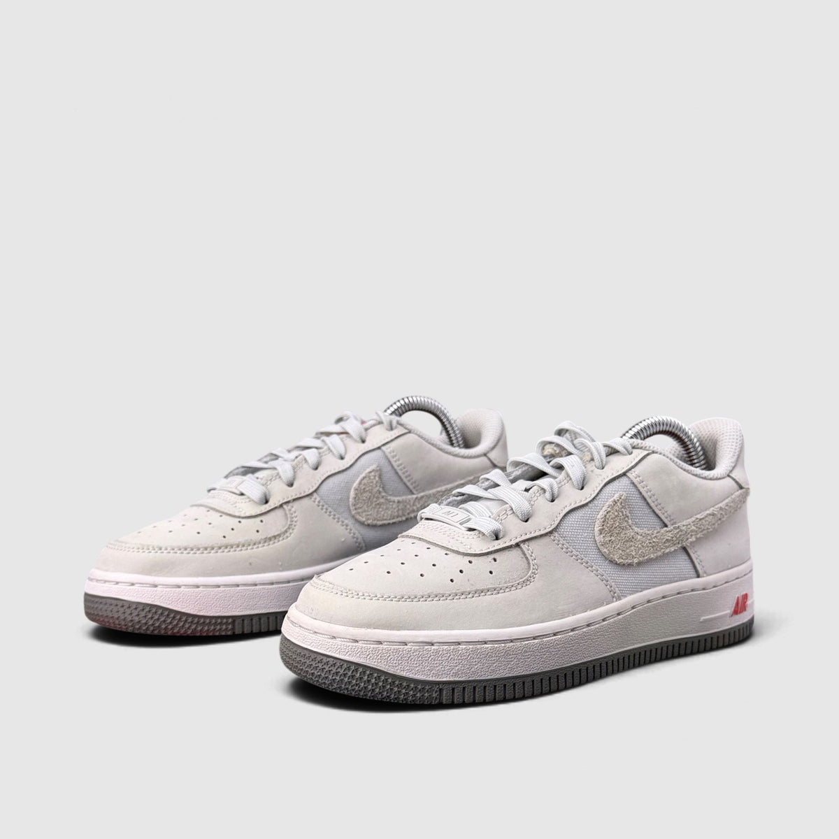Nike Air Force 1 Low, buty sportowe damskie w bardzo dobrym stanie rozmiar 36.5, para butów