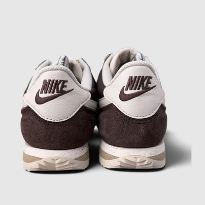 Nike Classic Cortez Baroque Brown, buty sportowe damskie w bardzo dobrym stanie rozmiar 38.5, widok z tyłu