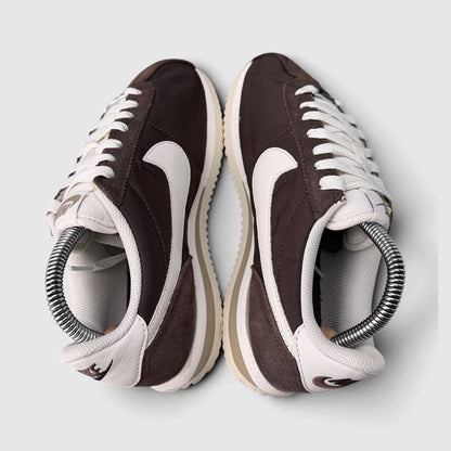 Nike Classic Cortez Baroque Brown, buty sportowe damskie w bardzo dobrym stanie rozmiar 35, widok z góry