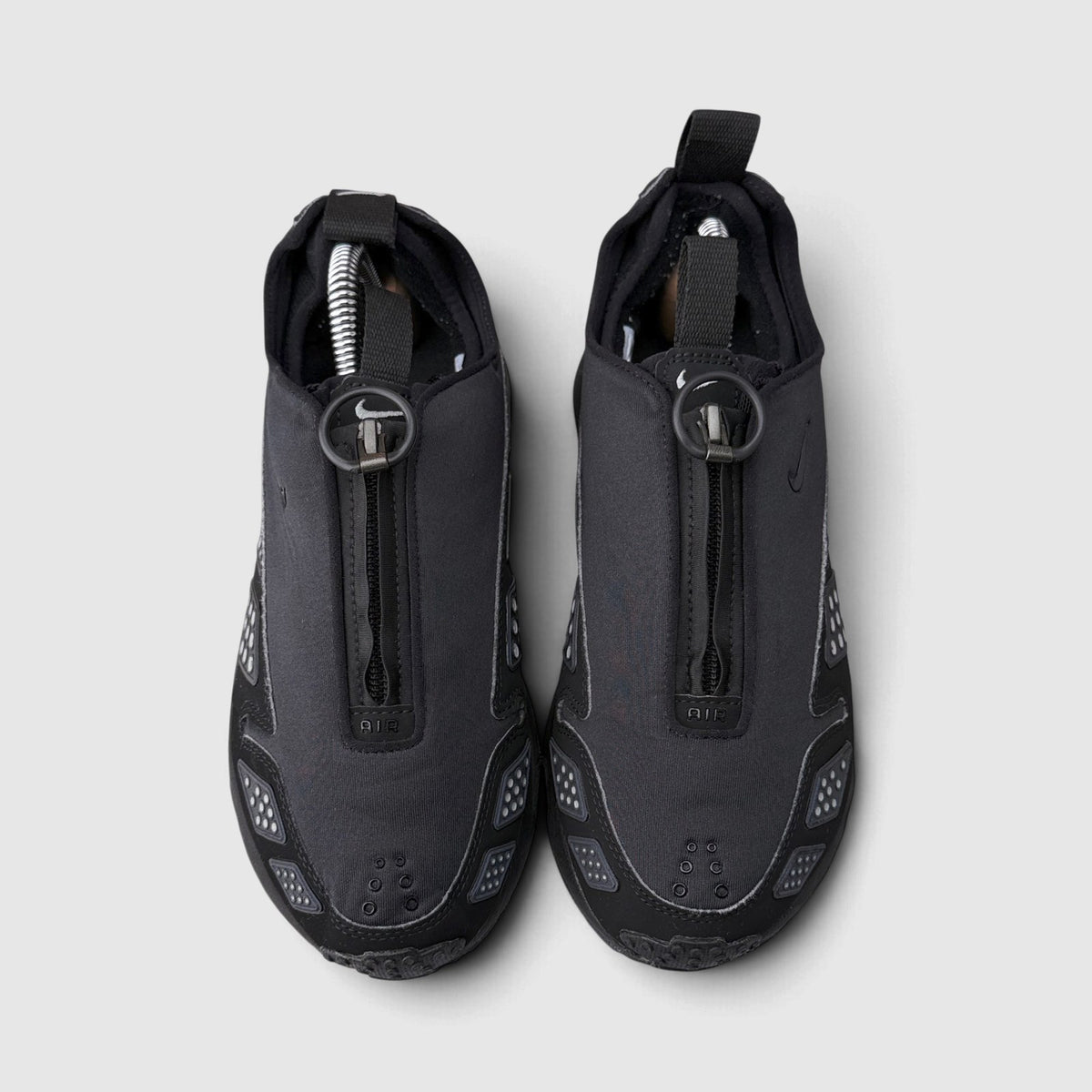Nike Air Max SNDR Black Metallic, buty sportowe damskie w bardzo dobrym stanie rozmiar 37.5, widok z góry
