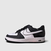 Nike Air Force 1 ’07 Panda, buty sportowe męskie w bardzo dobrym stanie rozmiar 45, boczny profil, lewa strona