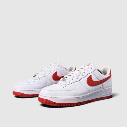 Nike Air Force 1 '07 Low Dragon Red, buty sportowe męskie w bardzo dobrym stanie rozmiar 44.5, para butów