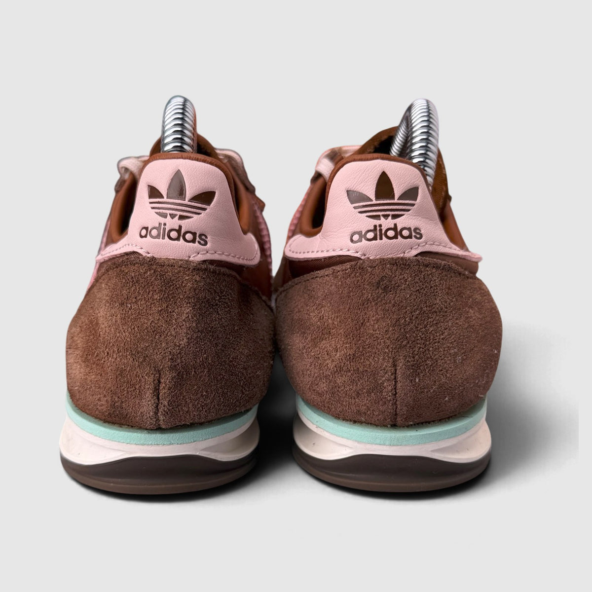 Adidas SL 72 OG, buty sportowe damskie w bardzo dobrym stanie rozmiar 38, widok z tyłu