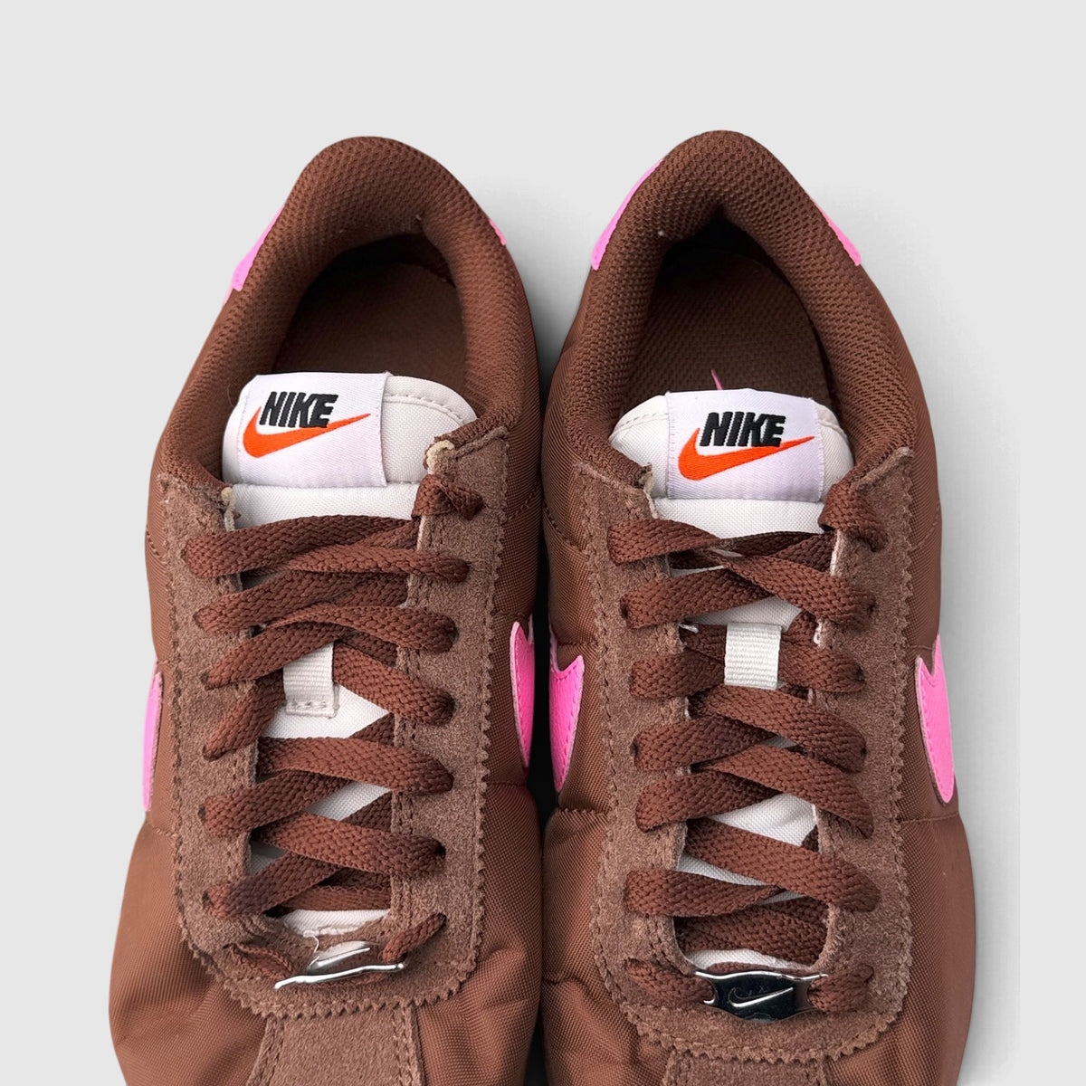 Nike Classic Cortez, buty sportowe damskie w bardzo dobrym stanie rozmiar 36.5, widok z góry