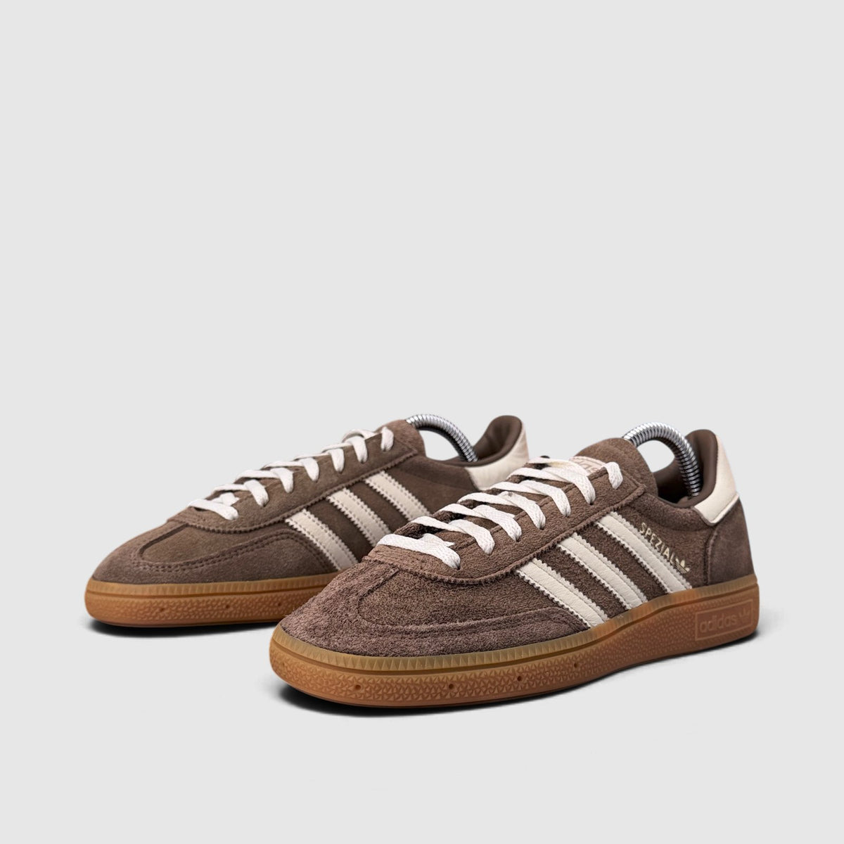 Adidas Handball Spezial, buty sportowe damskie w bardzo dobrym stanie rozmiar 38, para butów