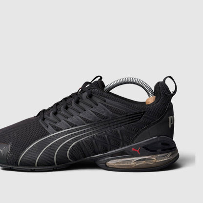 Puma Voltaic Evo Black, buty sportowe męskie w bardzo dobrym stanie rozmiar 41, boczny profil, prawa strona