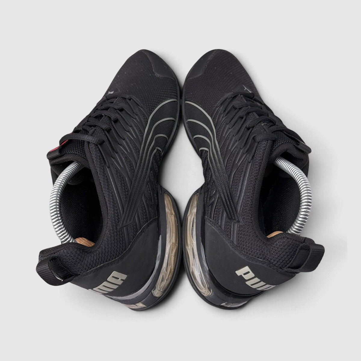 Puma Voltaic Evo Black, buty sportowe męskie w bardzo dobrym stanie rozmiar 41, widok z góry