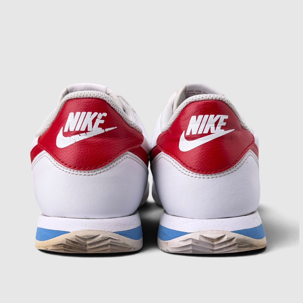 Nike Classic Cortez, buty sportowe męskie w bardzo dobrym stanie rozmiar 45.5, widok z tyłu