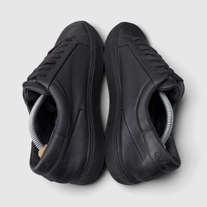 Calvin Klein Leather Sneakers, buty sportowe męskie w bardzo dobrym stanie rozmiar 44, widok z góry