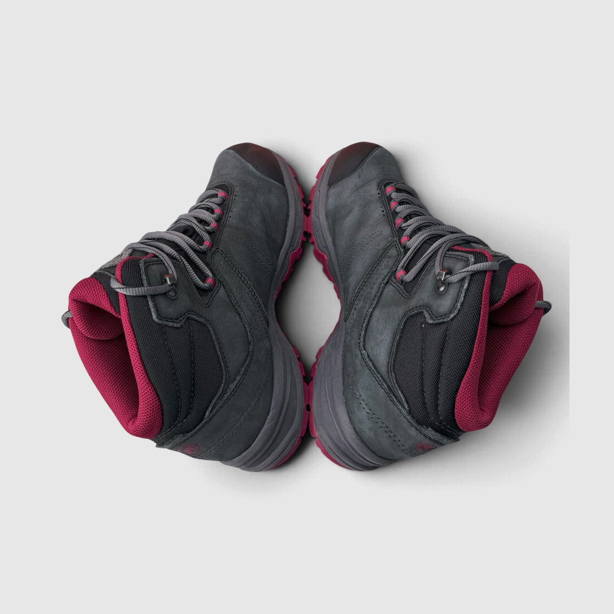 Mammut Mamut Nova III Mid Gore-Tex, śniegowce damskie w bardzo dobrym stanie rozmiar 40, widok z góry
