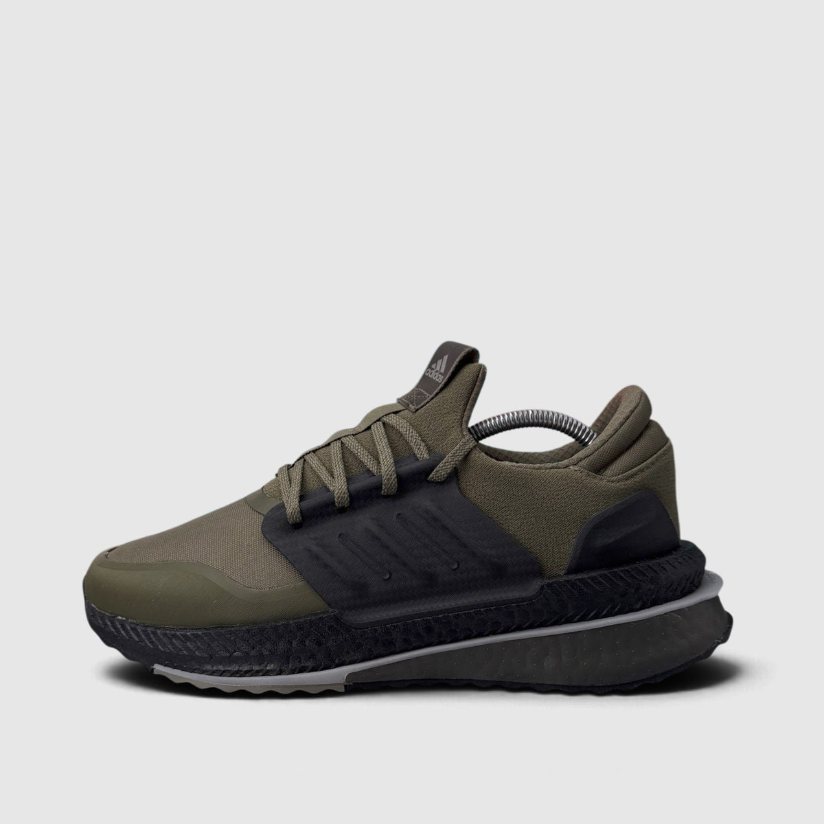 Adidas X_PLRBOOST Olive Strata, buty sportowe męskie nowe rozmiar 43 1/3, boczny profil, lewa strona