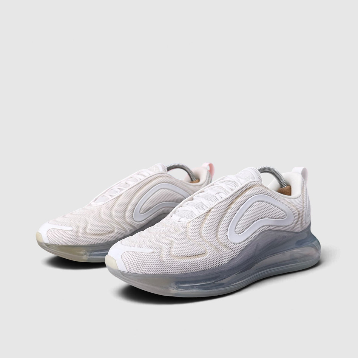 Nike Air Max 720 Metallic Platinum, buty sportowe męskie nowe rozmiar 42, para butów