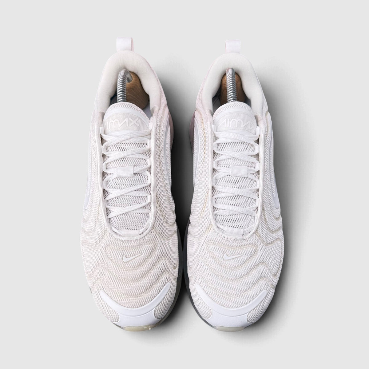 Nike Air Max 720 Metallic Platinum, buty sportowe męskie nowe rozmiar 42, widok z góry