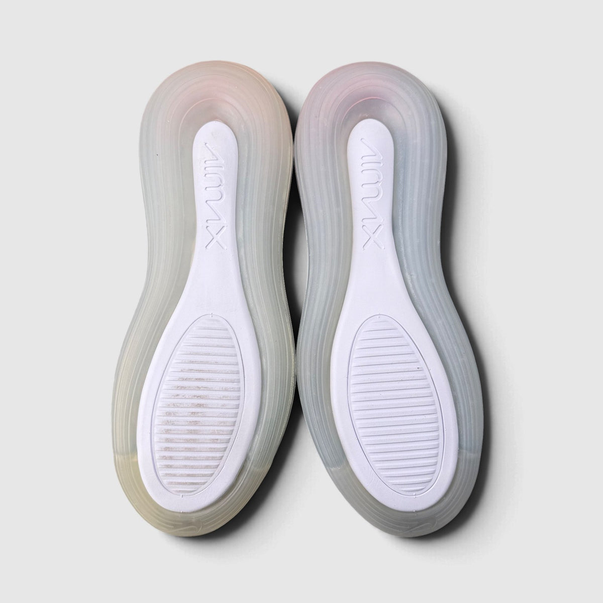 Nike Air Max 720 Metallic Platinum, buty sportowe męskie nowe rozmiar 42, podeszwa