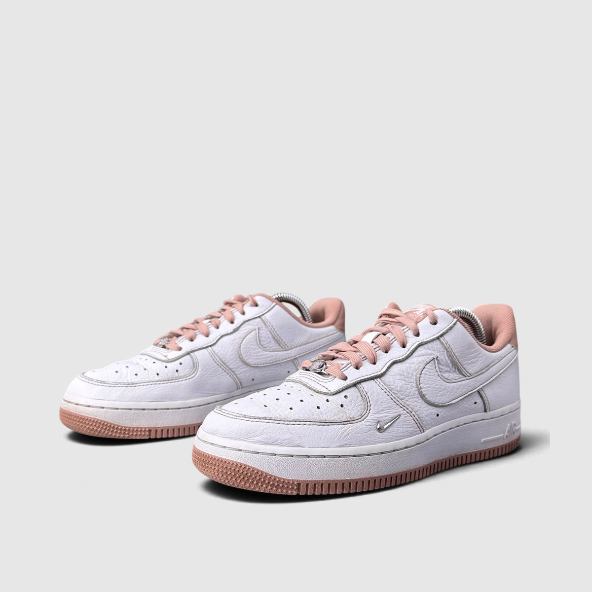 Nike Air Force 1 '07 Mini Jewel, buty sportowe damskie w bardzo dobrym stanie rozmiar 38, para butów