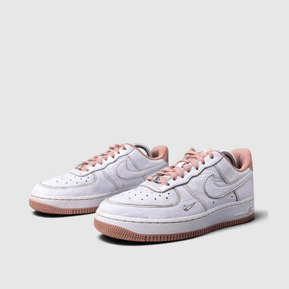 Nike Air Force 1 '07 Mini Jewel, buty sportowe damskie w bardzo dobrym stanie rozmiar 38, para butów