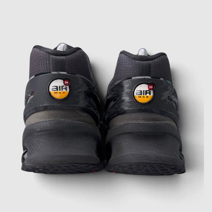 Nike Air Max DN8 Triple Black, buty sportowe męskie w bardzo dobrym stanie rozmiar 42, widok z tyłu