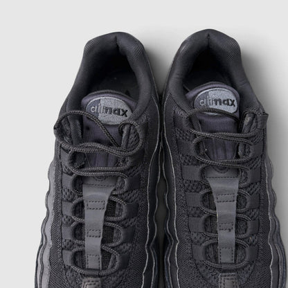 Nike Air Max 95 OG Black, buty sportowe męskie w bardzo dobrym stanie rozmiar 45.5, widok z góry