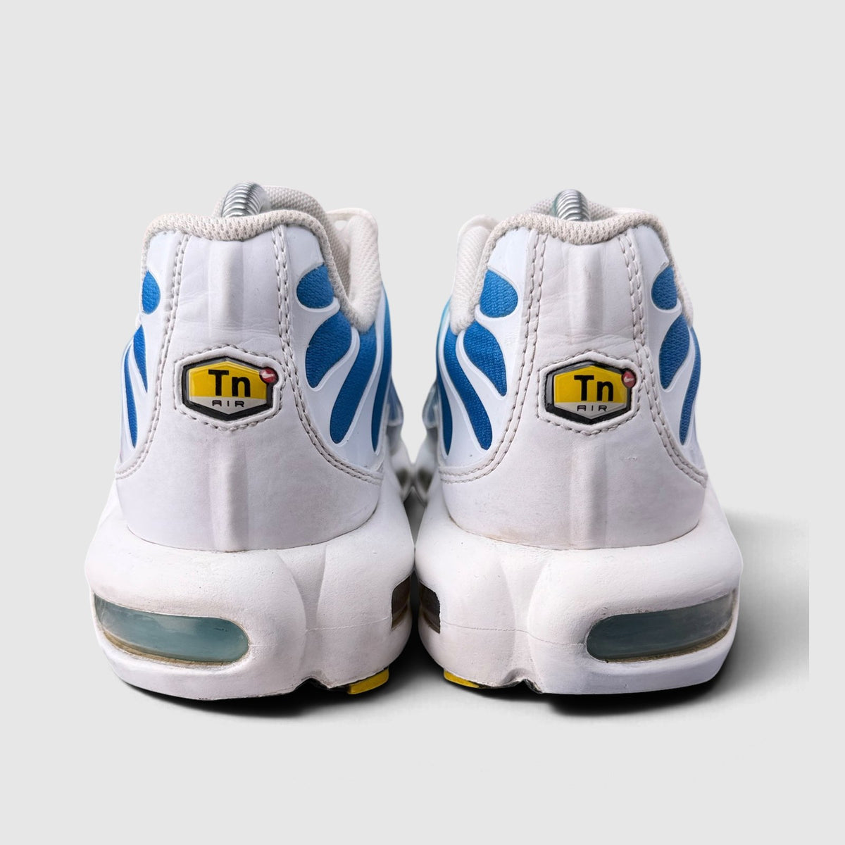 Nike Air Max Plus, buty sportowe męskie w bardzo dobrym stanie rozmiar 42, widok z tyłu
