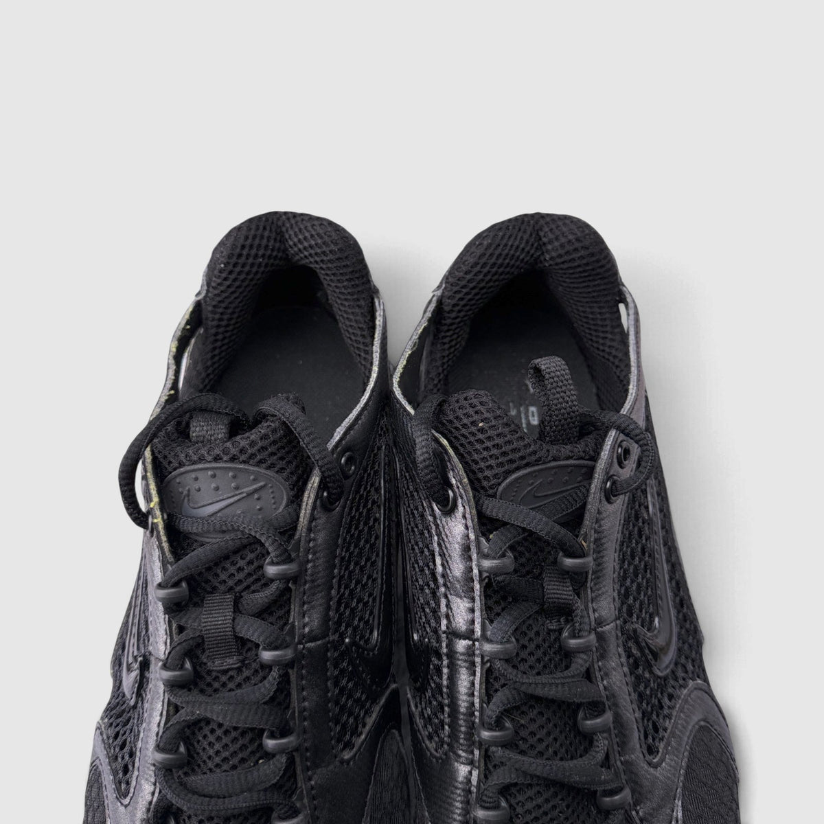 Nike Air Zoom Spiridon Cage 2 Triple Black, buty sportowe męskie w bardzo dobrym stanie rozmiar 44, widok z góry