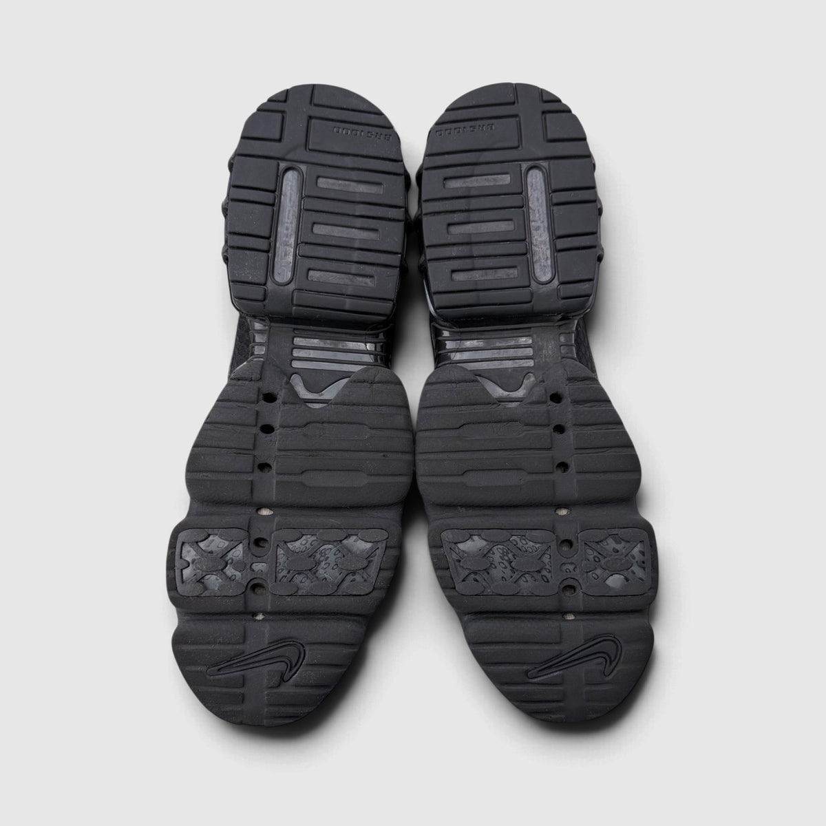 Nike Air Zoom Spiridon Cage 2 Triple Black, buty sportowe męskie w bardzo dobrym stanie rozmiar 44, podeszwa