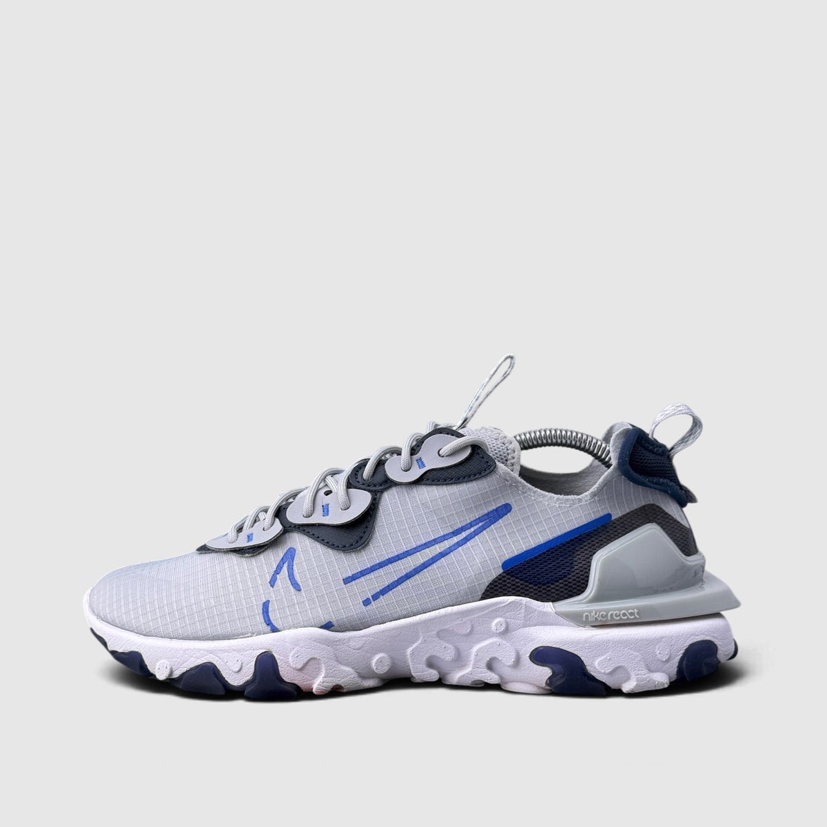 Nike React Vision Grey Blue, buty sportowe męskie w bardzo dobrym stanie rozmiar 43, boczny profil, prawa strona