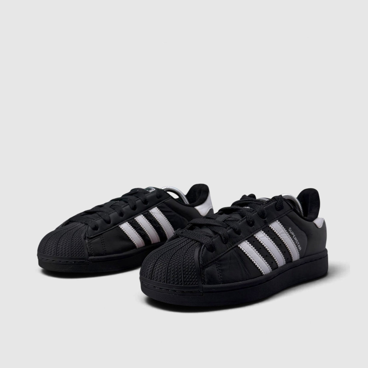 Adidas Superstar II Black White, buty sportowe damskie w bardzo dobrym stanie rozmiar 38 2/3, para butów
