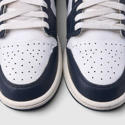Jordan Air Jordan 1 Mid White Metallic Gold Obsidian, buty sportowe męskie w bardzo dobrym stanie rozmiar 42.5, detal