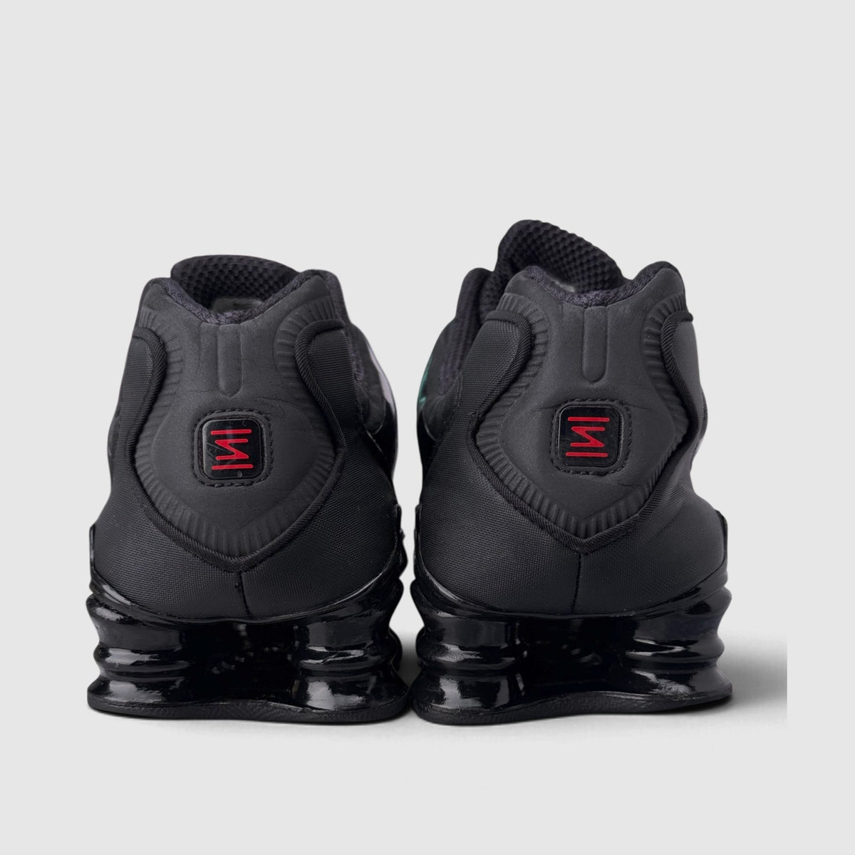 Nike Shox TL Metallic Hematite, buty sportowe męskie w bardzo dobrym stanie rozmiar 46, widok z tyłu