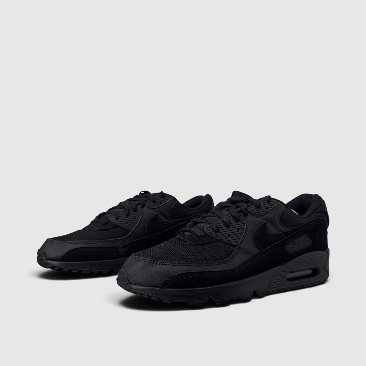 Nike Air Max 90 Triple Black, buty sportowe męskie w bardzo dobrym stanie rozmiar 46, para butów