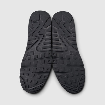 Nike Air Max 90 Triple Black, buty sportowe męskie w bardzo dobrym stanie rozmiar 46, podeszwa