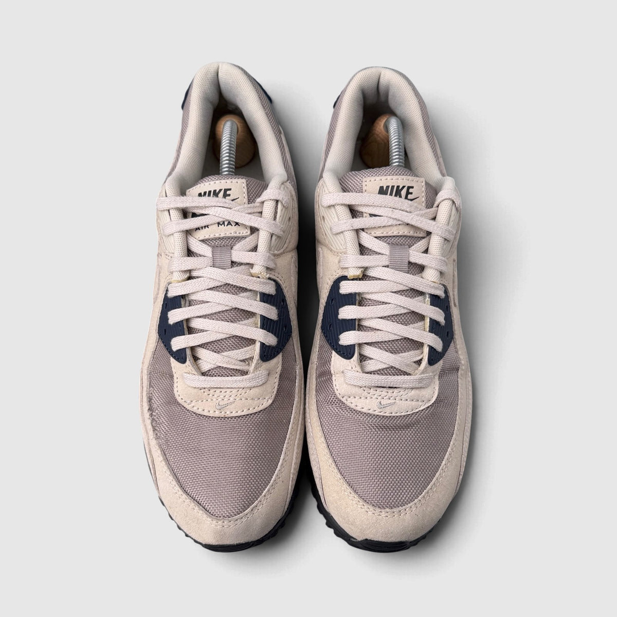 Nike Air Max 90 Light Orewood Brown, buty sportowe męskie w bardzo dobrym stanie rozmiar 44.5, widok z góry