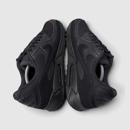 Nike Air Max 90 Triple Black, buty sportowe męskie w bardzo dobrym stanie rozmiar 46, widok z góry