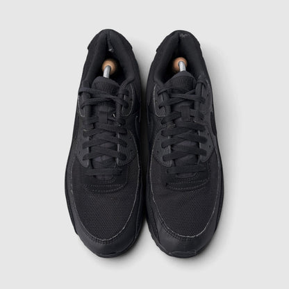 Nike Air Max 90 Triple Black, buty sportowe męskie w bardzo dobrym stanie rozmiar 46, widok z góry