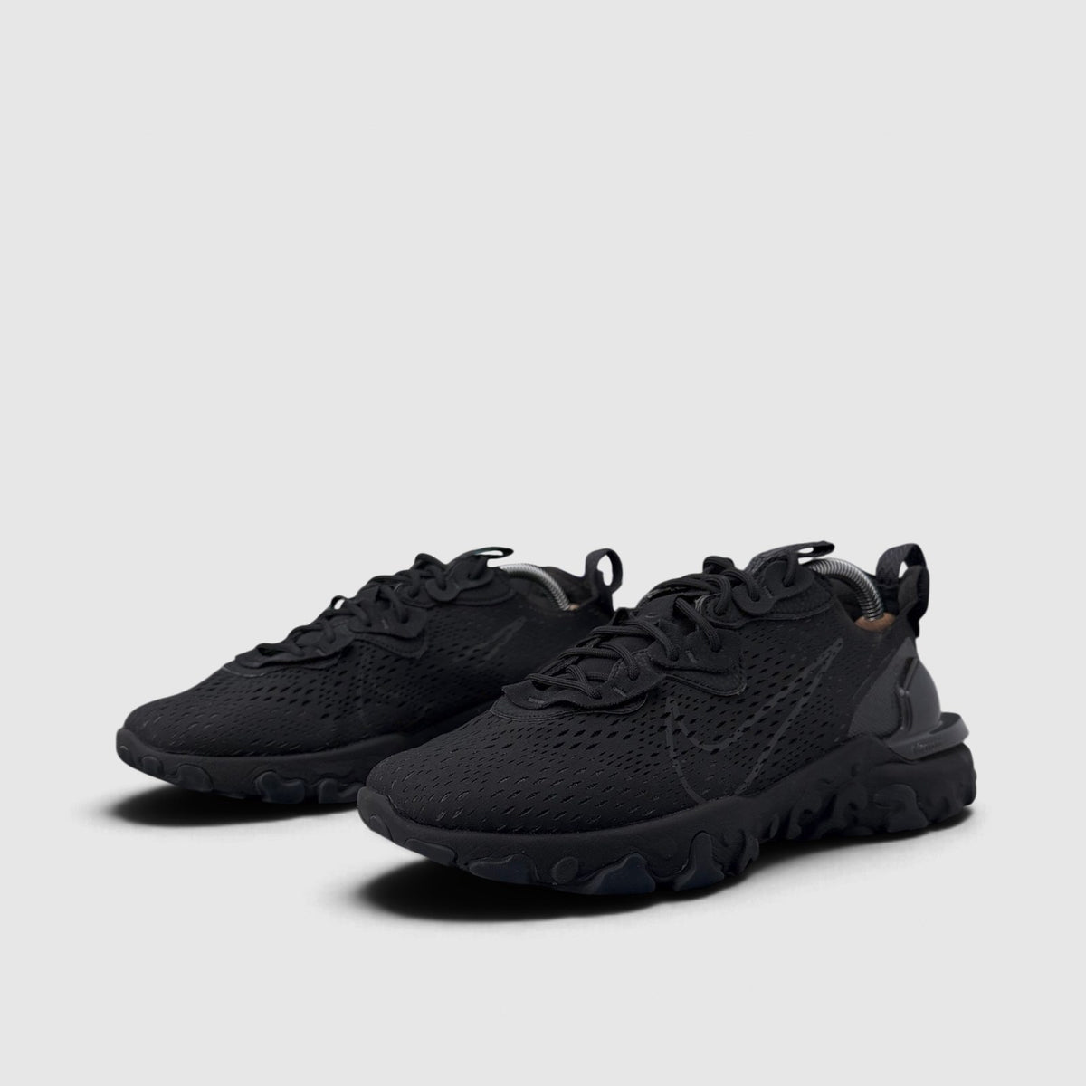 Nike React Vision Triple Black, buty sportowe męskie w bardzo dobrym stanie rozmiar 43, para butów
