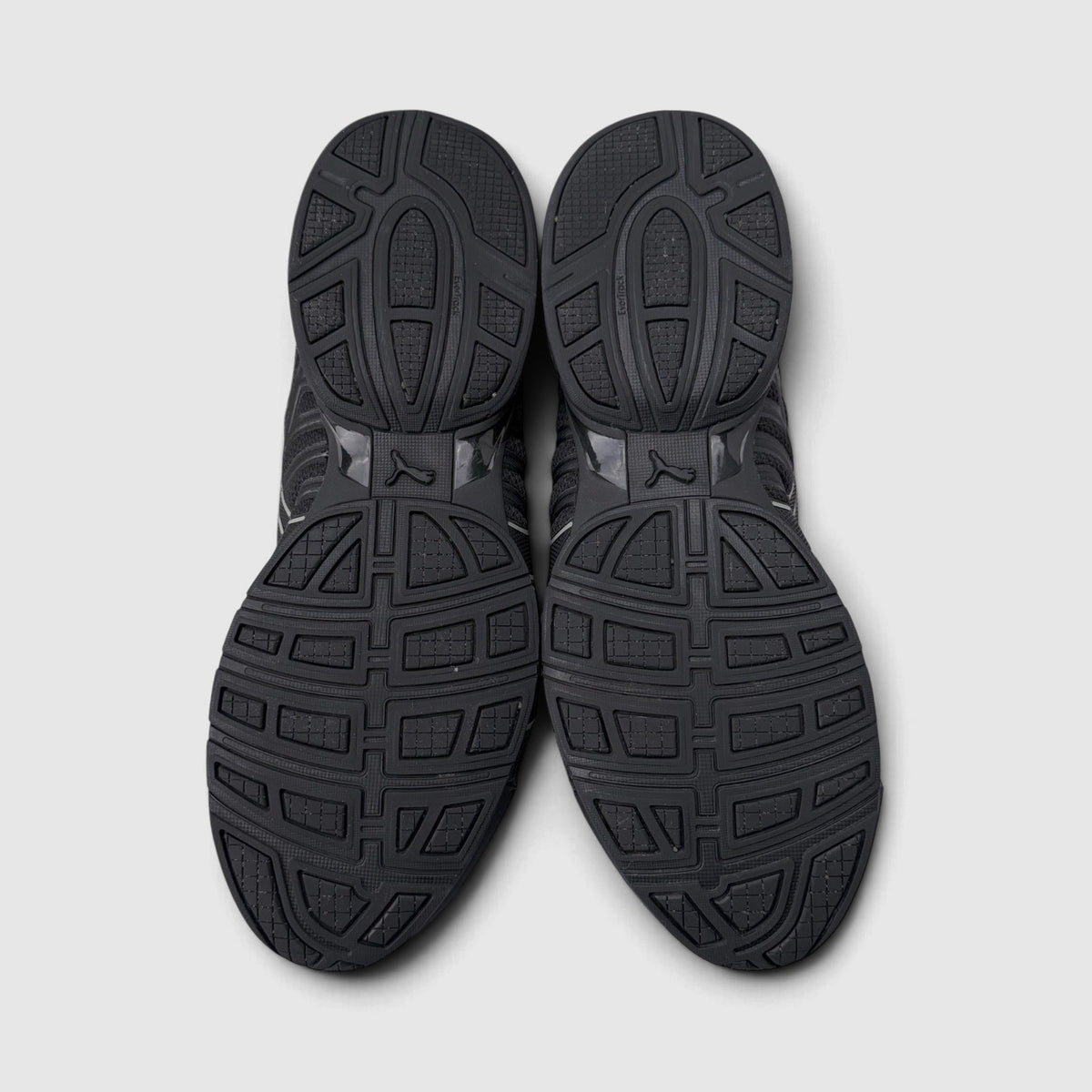 Puma Voltaic Evo Black, buty sportowe męskie w bardzo dobrym stanie rozmiar 44, podeszwa
