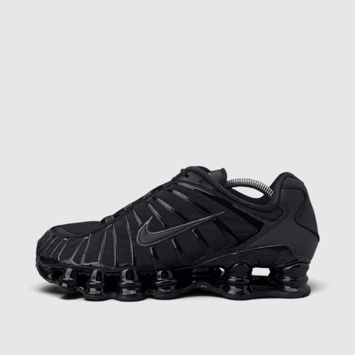 Nike Shox TL Metallic Hematite, buty sportowe męskie w bardzo dobrym stanie rozmiar 44, boczny profil, prawa strona