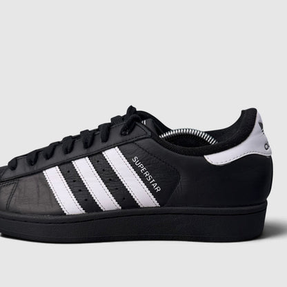 Adidas Superstar II Black White, buty sportowe damskie w bardzo dobrym stanie rozmiar 40 2/3, boczny profil, lewa strona